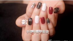 -手牵手美甲