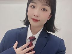 -花儿照相馆·最美证件照(红旗街万达店)