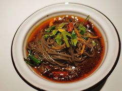 酸辣蕨根粉-鸣记脆皮烤鱼·海鲜烤鱼(三八广场店)