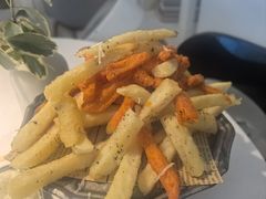 -春树下·树屋花房西餐厅(罍街AS1980店)