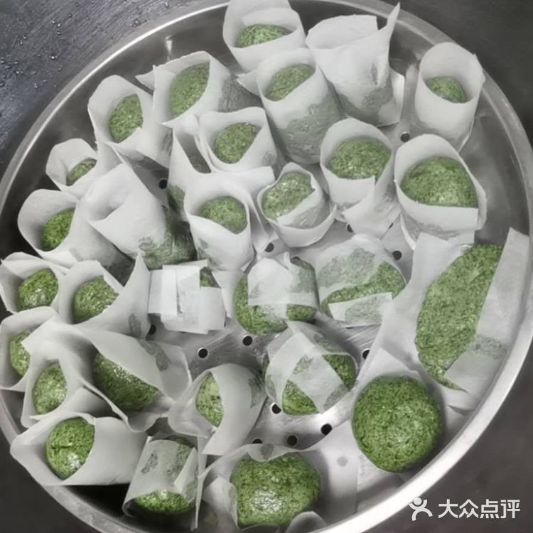 最近厨娘们喜爱青团青糕？