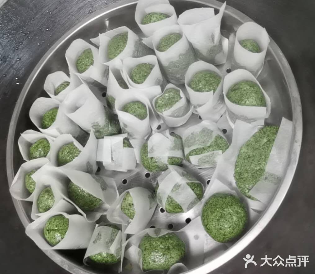 最近厨娘们喜爱青团青糕？