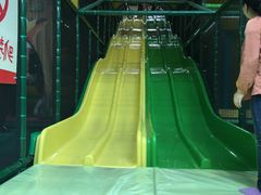 -蒙特利亲子乐园