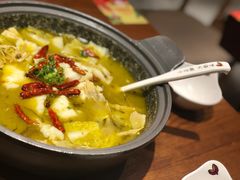 -渝是乎酸菜鱼(龙旗购物中心店)