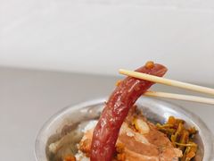 -梁阿婆廿年老牌扣肉糯米饭