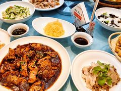 -侬佳蒸菜馆(听潮店)