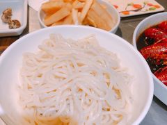 -龙巢盱眙龙虾·牛蛙·烧烤宵夜(八卦岭店)