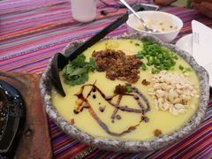 -香巴拉云南餐厅(华莱坞店)