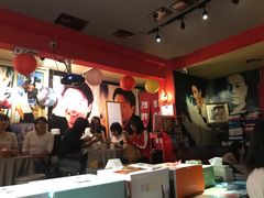大堂-为你钟情咖啡馆(春熙路太古里步行街店)
