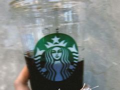 -星巴克臻选(济南万达店)