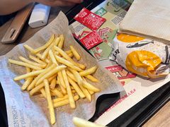 -肯德基(西影路店)