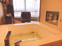 -扬州皇冠假日酒店