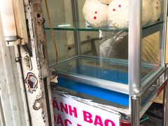 -Bánh Mì Huynh Hoa