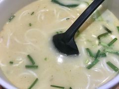 秀才米线-茶花妹子云南餐厅(传媒大学店)