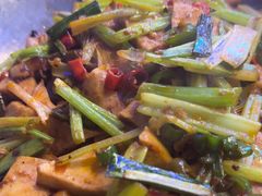 -路边边.炒菜烧烤.音乐餐厅(良乡长虹店)