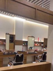 -MARTIN'S BARBER SHOP男士理发馆