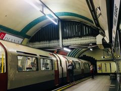 -九又四分之三站台