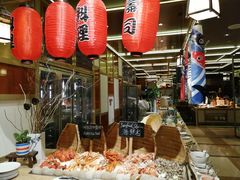 -大中华希尔顿酒店-念自助餐·嗨啤·小龙虾