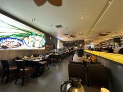 -大头虾越式风味餐厅(光明广场店)