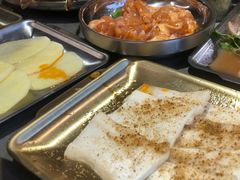 -围炉肉舍•炭烤活鳗•丹东海鲜烤肉(步行街店)