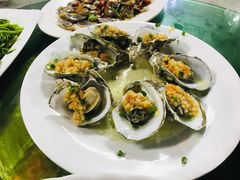 -四川小胡子海鲜(丁村万人海鲜广场店)