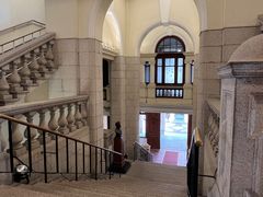 -香港大学
