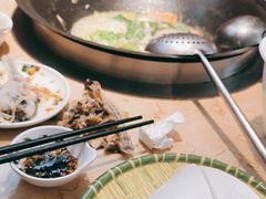 -陈大锅·岳阳鱼馆·地道岳阳菜(美食街店)