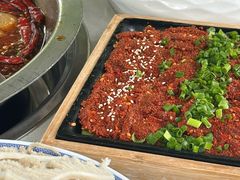 -茅草房·河畔园林火锅