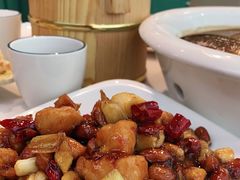 -鱼图腾鱼头泡饼(经开万达店)