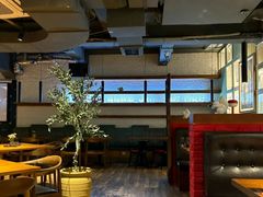 -JINNS锦时 steak&pizza(浸信会礼拜堂旧址店)