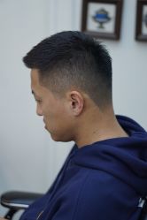 -理昂男士理发店 Barber shop