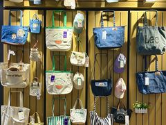 -九木杂物社(东方宝泰店)