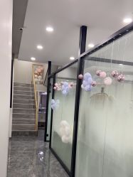 -苗方清颜专业祛痘·皮肤管理