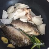 人人都是美食家之好鲜的野生鲫鱼汤