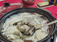 -花苑美食横琴生蚝火锅(拱北粤华路店)