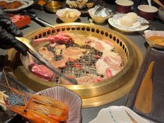 -铭牛烧肉·和牛海鲜自助(高新月牙湖店)