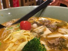 特制雪菜牛腩面-陳八两面家(滨江天街店)