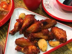 蜜汁鸡翅-老闵田螺馆·南昌特色小炒(梦时代店)