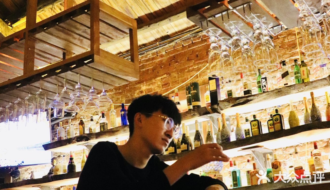 沈阳探店 ins风玻璃房的露天帐篷餐厅