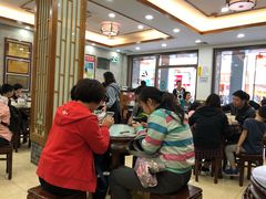 等位区-仁信老铺(华盖路店)