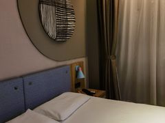 -如家酒店·neo(诸暨西施篮球中心宝龙广场店)