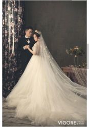 -雪中彩影婚纱摄影·微光艺术中心