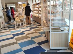 -85度C(生甜甜圈研究工坊·上海平凉店)