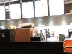 -星巴克臻选(南京金茂览秀城店)