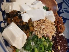豆花米线-蜗牛小馆醉乡民谣云南菜(惠新西里店)