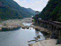 -汉中石门栈道风景区