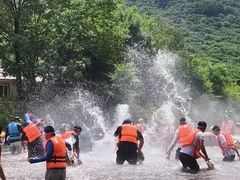 -帽儿山漂流