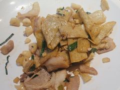 -黄泥岗·地道湖北菜(奥特莱斯店)