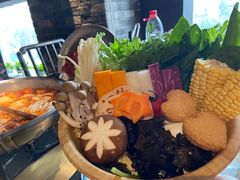 -湊湊火锅·茶憩(新中关购物中心店)