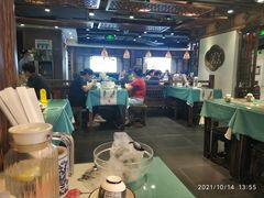 大堂-张氏宽窄巷成都名小吃(茂业百货华强北店)